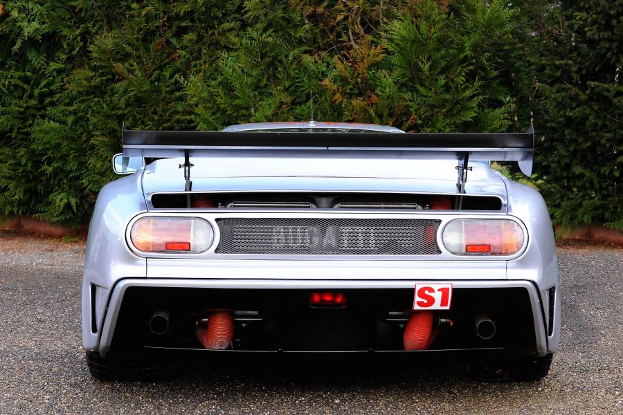  Bugatti EB110 SS IMSA 1995 года  (фото 5 из 21)